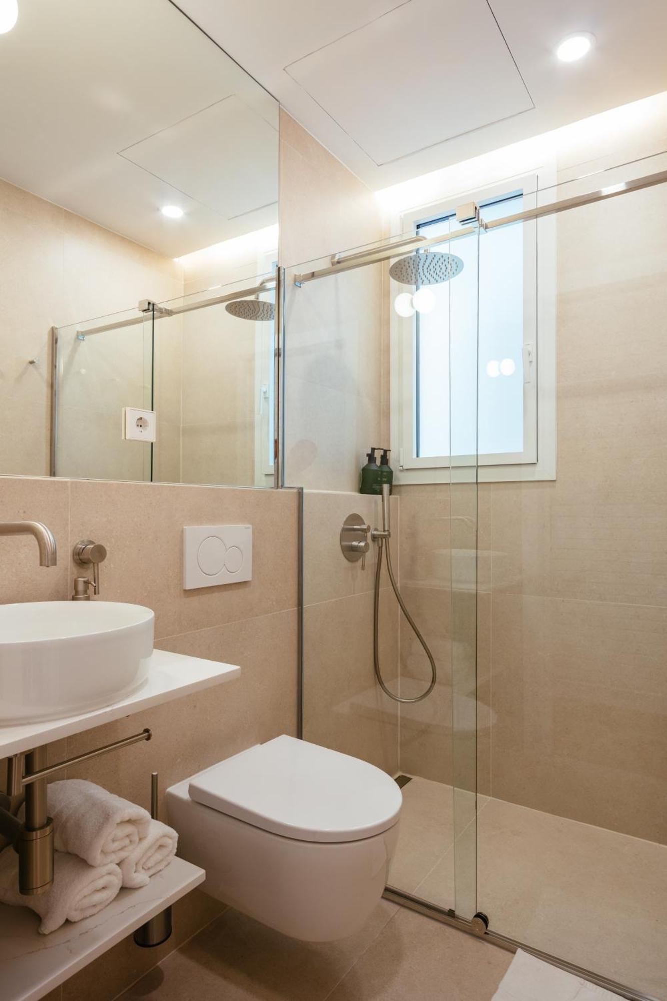 Newly Renovated Stylish Eixample - Great Location Barcelona Zewnętrze zdjęcie
